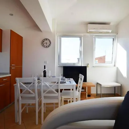 Augustina Apartment