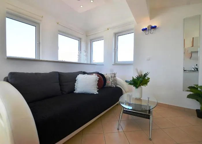 Augustina Apartment *