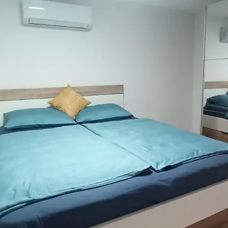 Augustina Apartment