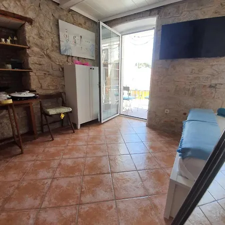 Augustina Appartement *